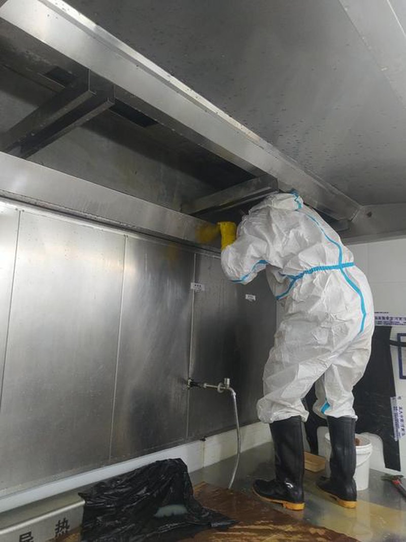 杭州烟道清洗行业动态:保持空气清新